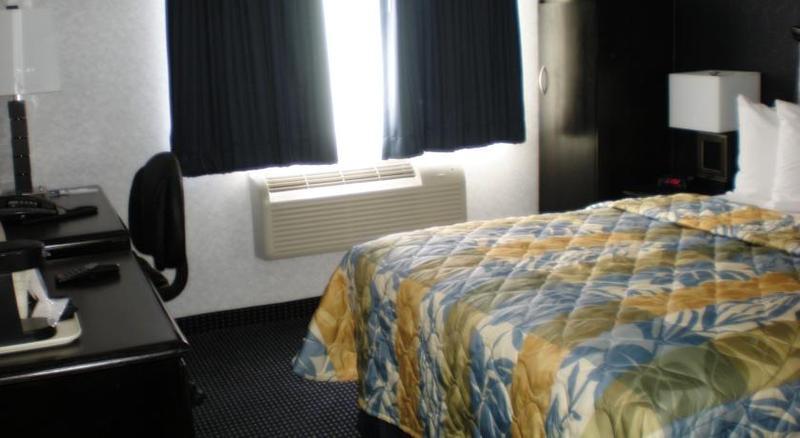 Hotel Paramount Floral Park