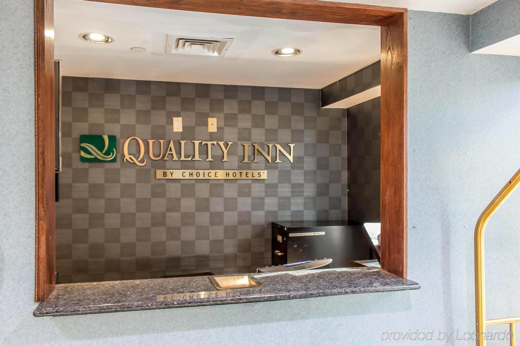 Hotel Paramount 2*
